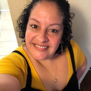 Meet your Posher, Sandra